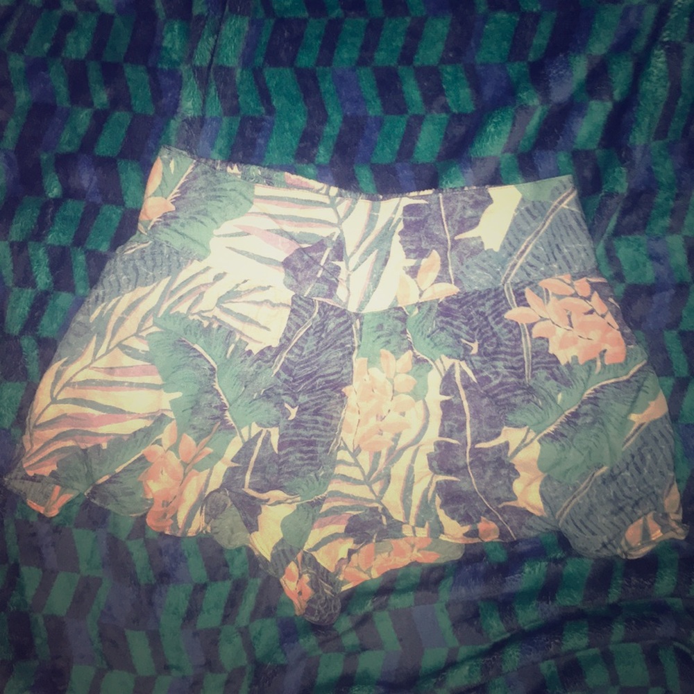 NWT AMERICAN EAGLE SHORTS